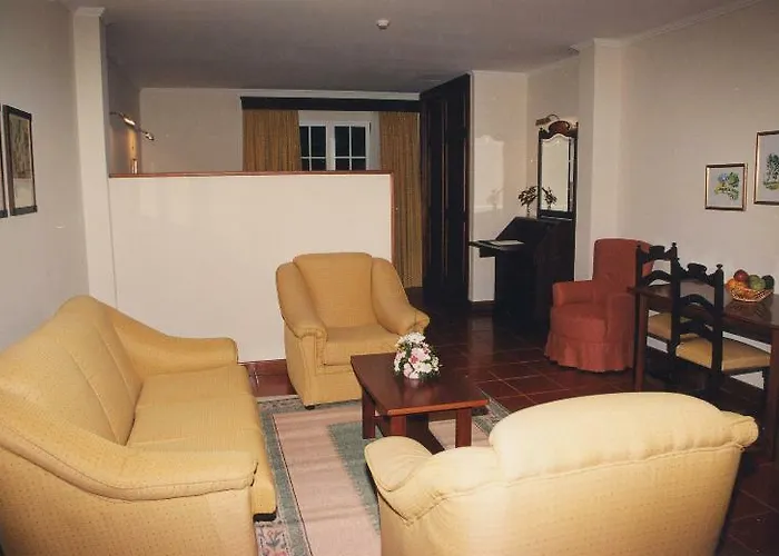 Aparthotel Marta 3*