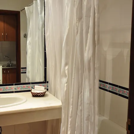 Marta Apartahotel Funchal (Madeira)