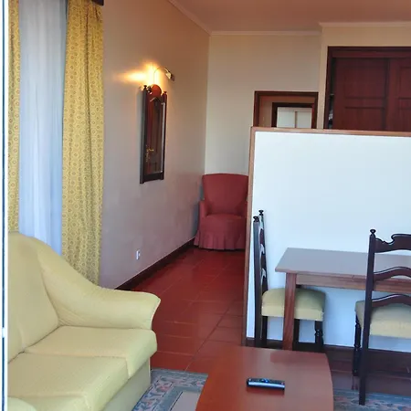 Marta Apartahotel Funchal (Madeira)