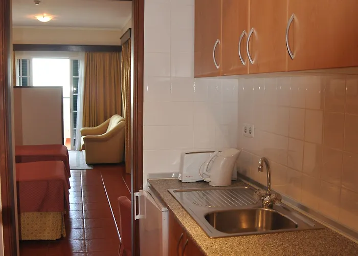 Marta Aparthotel Funchal (Madeira)